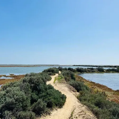 Apartment 3 Bedroom In Marina Village Olhao