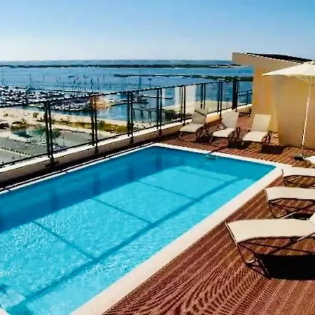 3 Bedroom In Marina Village
