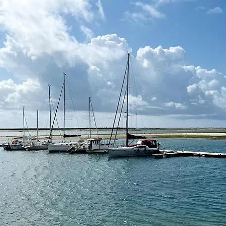 3 Bedroom In Marina Village *