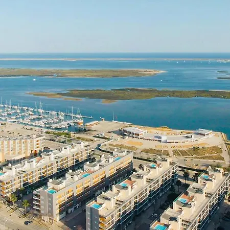 3 Bedroom In Marina Village Apartment Olhao