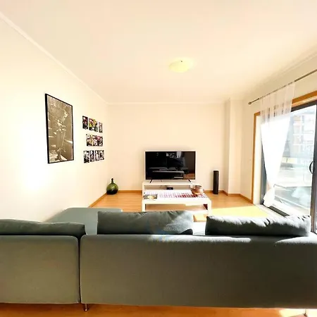 3 Bedroom In Marina Village Daire Olhão
