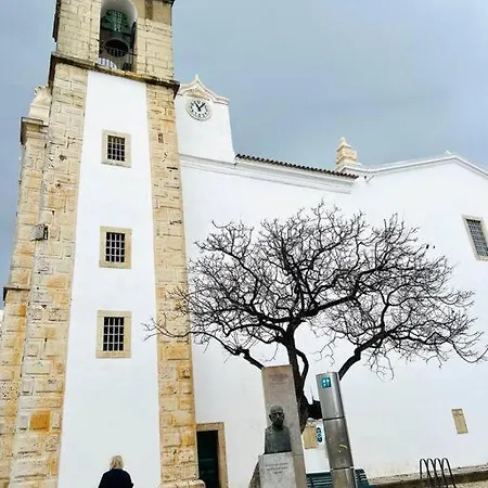 Lägenhet 3 Bedroom In Marina Village Olhão